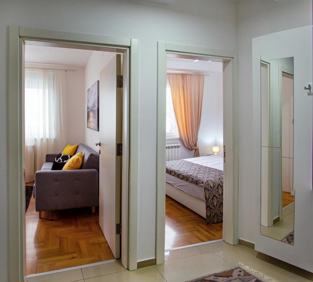 Apartman Mia Сремска-Митровица Экстерьер фото